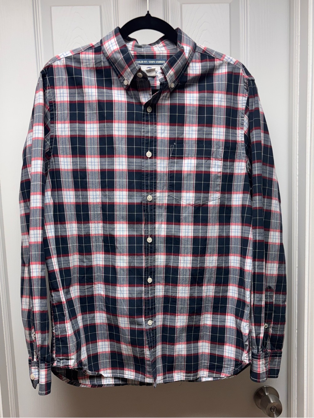 Old Navy Men’s Classic Shirt Plaid Button Down Navy Red White Size Medium